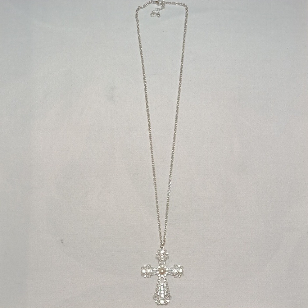 Elegant Silver Cross Pendant Necklace